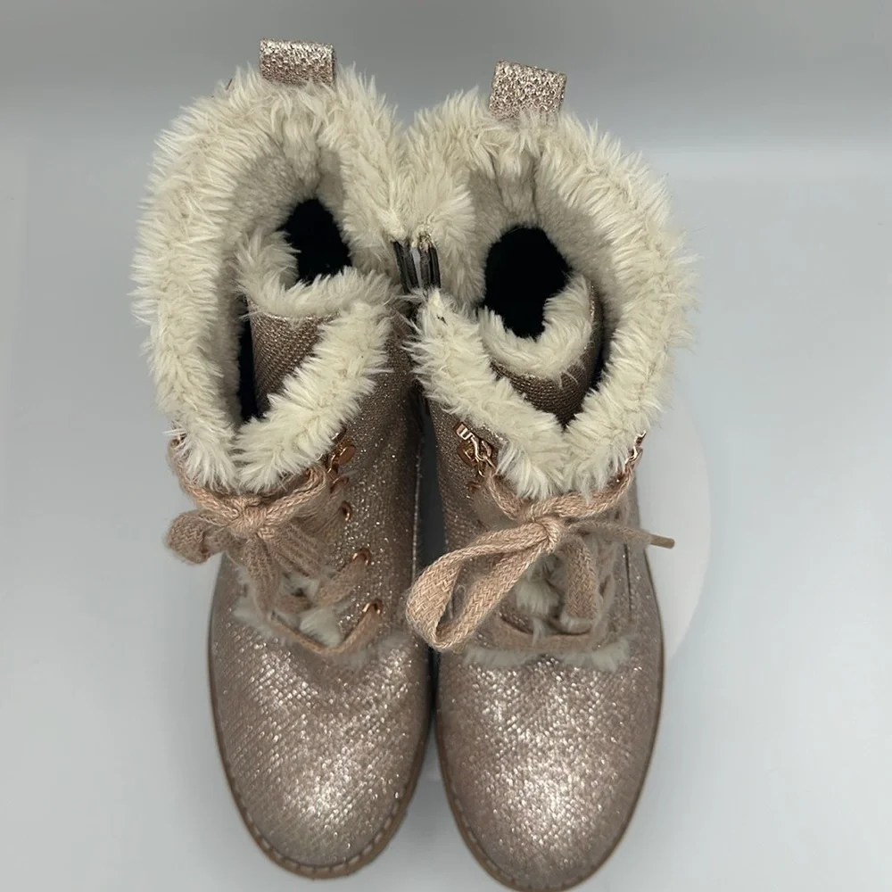 EVA & ZOE Sparkly Rose Gold Lug Sole Boots, Girls’ Size 4, EUC
